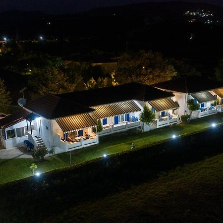 Blue Houses Apartments Finikounta Dış mekan fotoğraf