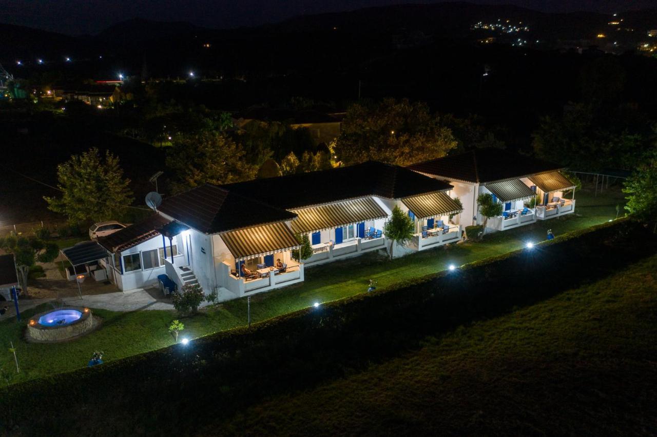 Blue Houses Apartments Finikounta Dış mekan fotoğraf